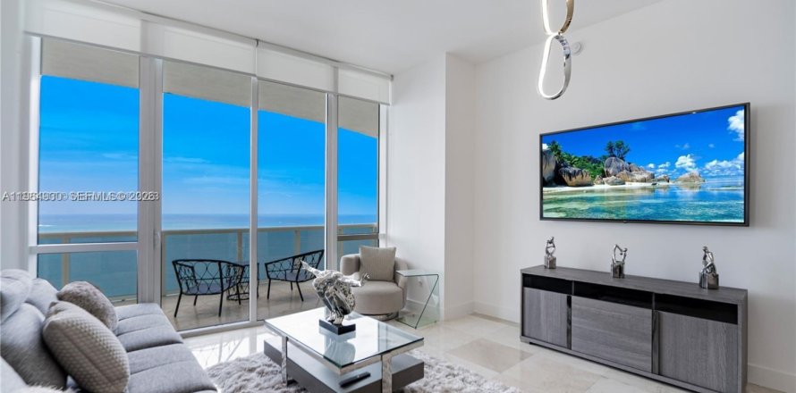 Appartement à Sunny Isles Beach, Floride 3 chambres, 182.27 m2 № 2028929