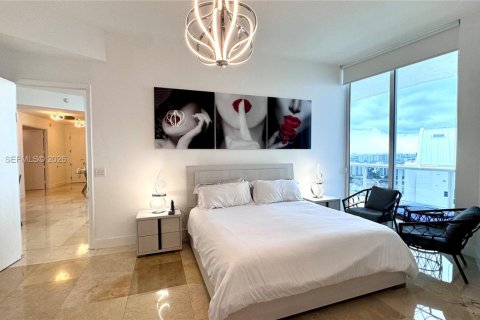 Appartement à louer à Sunny Isles Beach, Floride: 3 chambres, 182.27 m2 № 2028929 - photo 17