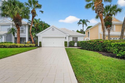 Villa ou maison à West Palm Beach, Floride 3 chambres, 136.66 m2 № 2087526
