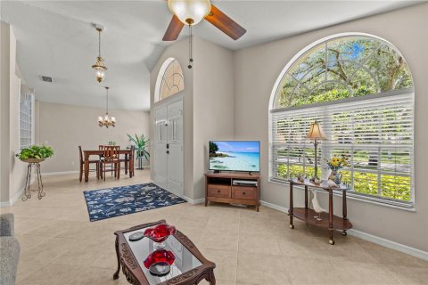 House in Tampa, Florida 4 bedrooms, 243.5 sq.m. № 2151976 - photo 7