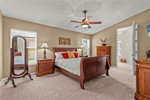 House in Tampa, Florida 4 bedrooms, 243.5 sq.m. № 2151976 - photo 20