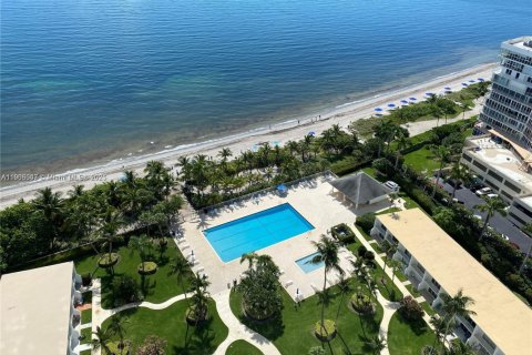 Condominio en alquiler en Key Biscayne, Florida, 3 dormitorios, 174.19 m2 № 1968038 - foto 7