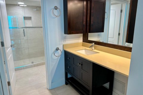 Condominio en alquiler en Key Biscayne, Florida, 3 dormitorios, 174.19 m2 № 1968038 - foto 6