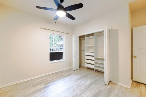 Condo in Tampa, Florida, 2 bedrooms  № 1759953 - photo 14