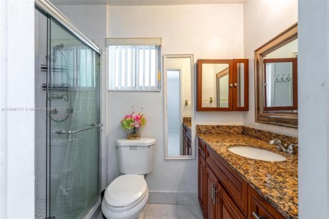 Villa ou maison à louer à Lauderhill, Floride: 3 chambres, 170.2 m2 № 1855310 - photo 22