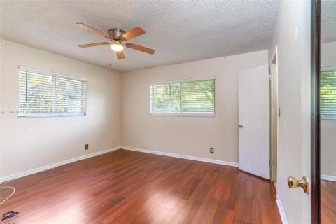 Villa ou maison à louer à Lauderhill, Floride: 3 chambres, 170.2 m2 № 1855310 - photo 15