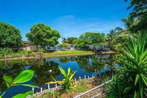 Villa ou maison à louer à Lauderhill, Floride: 3 chambres, 170.2 m2 № 1855310 - photo 28