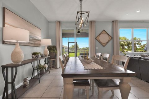 House in Punta Gorda, Florida 4 bedrooms, 266.63 sq.m. № 1847177 - photo 5