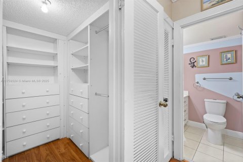 Copropriété à louer à Hollywood, Floride: 1 chambre, 78.69 m2 № 1860379 - photo 23