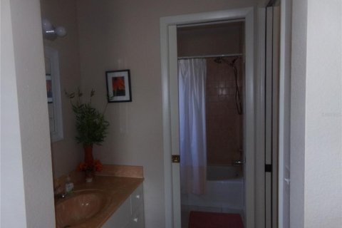 House in Englewood, Florida 2 bedrooms, 114.55 sq.m. № 1907173 - photo 10