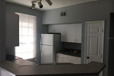 Condo in Orlando, Florida, 1 bedroom  № 1736911 - photo 12