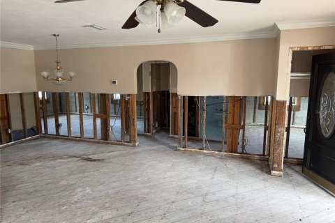 Купить виллу или дом в Клируотер, Флорида 8 комнат, 140м2, № 1552608 - фото 10