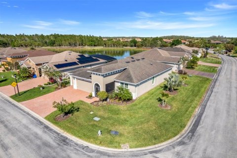 Villa ou maison à vendre à Kissimmee, Floride: 3 chambres, 187.94 m2 № 1666914 - photo 4