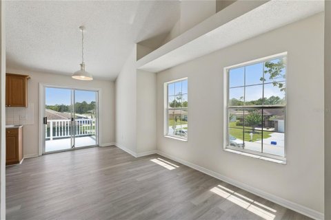 House in Palm Coast, Florida 4 bedrooms, 171.68 sq.m. № 2259343 - photo 8