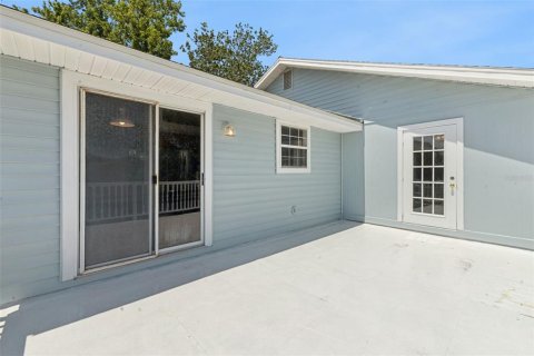 House in Palm Coast, Florida 4 bedrooms, 171.68 sq.m. № 2259343 - photo 20