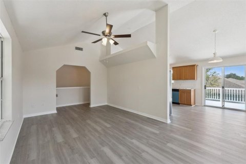 House in Palm Coast, Florida 4 bedrooms, 171.68 sq.m. № 2259343 - photo 7