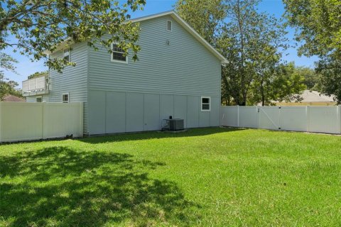 House in Palm Coast, Florida 4 bedrooms, 171.68 sq.m. № 2259343 - photo 22