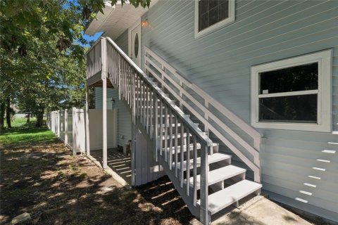 House in Palm Coast, Florida 4 bedrooms, 171.68 sq.m. № 2259343 - photo 4