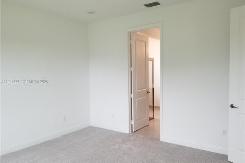 Снять в аренду виллу или дом в Дирфилд-Бич, Флорида 2 спальни, 147.71м2, № 1992734 - фото 14