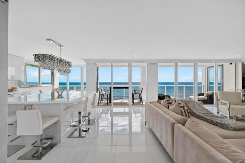 Condominio en venta en Boca Raton, Florida, 2 dormitorios, 132.2 m2 № 2395312 - foto 4