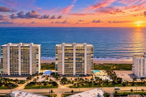 Condominio en Boca Raton, Florida, 2 dormitorios № 2395312