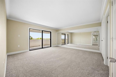 Condo in Tampa, Florida, 2 bedrooms № 2373436 - photo 12