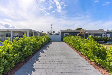 Casa en alquiler en Homestead, Florida, 4 dormitorios, 199.74 m2 № 2054632 - foto 6