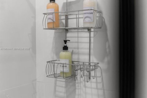 Casa en alquiler en Homestead, Florida, 4 dormitorios, 199.74 m2 № 2054632 - foto 19