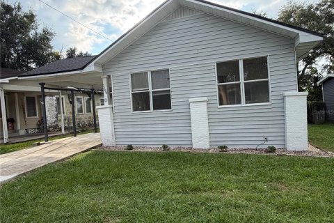 Casa en Lakeland, Florida 3 dormitorios, 109.25 m2 № 2413649