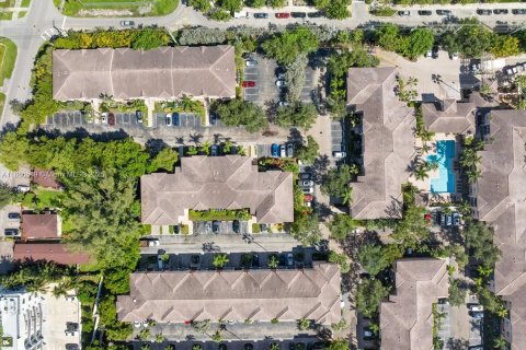 Condominio en venta en Fort Lauderdale, Florida, 2 dormitorios, 97.92 m2 № 1933364 - foto 28