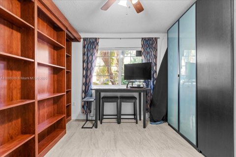 Condominio en venta en Fort Lauderdale, Florida, 2 dormitorios, 97.92 m2 № 1933364 - foto 20