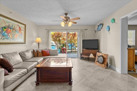 Condominio en venta en Fort Lauderdale, Florida, 2 dormitorios, 97.92 m2 № 1933364 - foto 11
