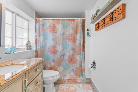 Condo in Fort Lauderdale, Florida, 2 bedrooms  № 1933364 - photo 18