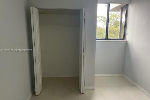 Condominio en venta en Miami, Florida, 3 dormitorios, 120.12 m2 № 2043996 - foto 11