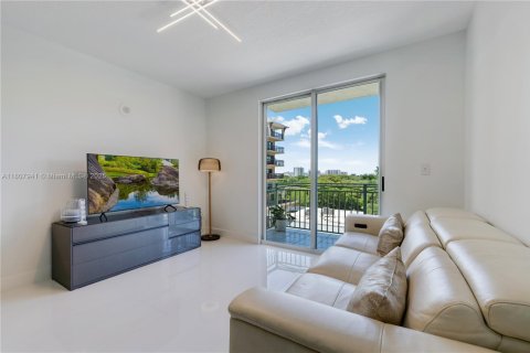 Condominio en venta en Miami, Florida, 2 dormitorios, 80.45 m2 № 1745659 - foto 9