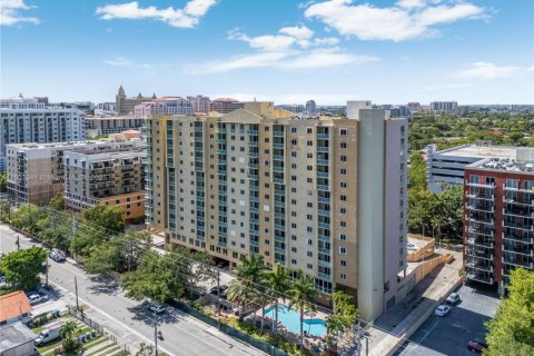 Condominio en venta en Miami, Florida, 2 dormitorios, 80.45 m2 № 1745659 - foto 22