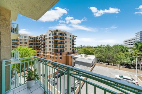 Condominio en venta en Miami, Florida, 2 dormitorios, 80.45 m2 № 1745659 - foto 12