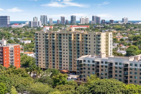 Condominio en venta en Miami, Florida, 2 dormitorios, 80.45 m2 № 1745659 - foto 26