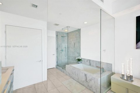 Купить кондоминиум в Майами, Флорида 2 спальни, 106.19м2, № 2088504 - фото 28