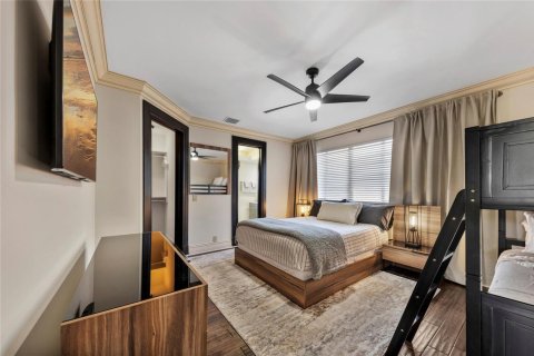 Casa en venta en Fort Lauderdale, Florida, 7 dormitorios, 416.57 m2 № 2242312 - foto 29