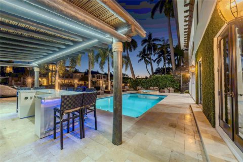 Casa en venta en Fort Lauderdale, Florida, 7 dormitorios, 416.57 m2 № 2242312 - foto 6