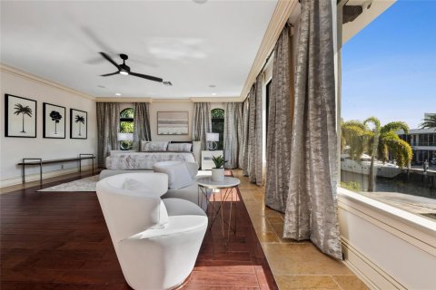 Casa en venta en Fort Lauderdale, Florida, 7 dormitorios, 416.57 m2 № 2242312 - foto 20