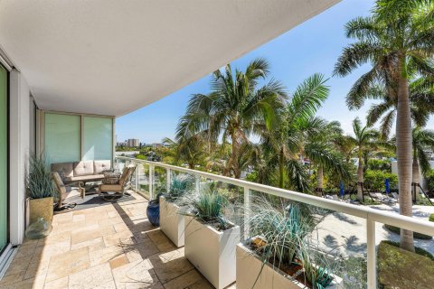 Condo in Pompano Beach, Florida, 2 bedrooms  № 2173394 - photo 23