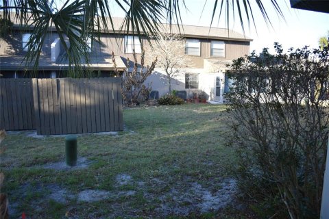 Townhouse in Fern Park, Florida 4 bedrooms, 184.13 sq.m. № 2204941 - photo 28
