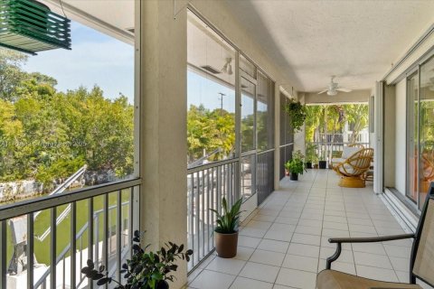 House in Big Pine Key, Florida 3 bedrooms, 124.86 sq.m. № 1867677 - photo 28