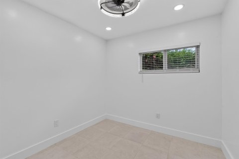Villa ou maison à louer à West Palm Beach, Floride: 3 chambres, 92.9 m2 № 2423022 - photo 26