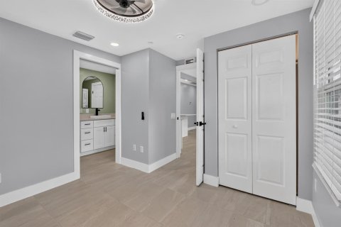 Villa ou maison à louer à West Palm Beach, Floride: 3 chambres, 92.9 m2 № 2423022 - photo 21