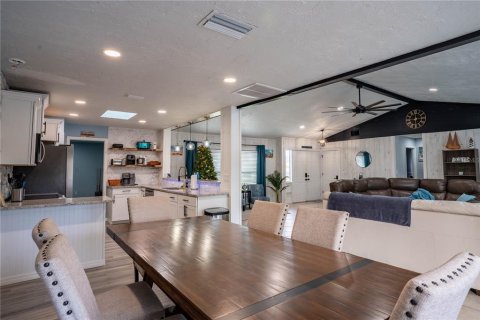 House in Venice, Florida 3 bedrooms, 155.43 sq.m. № 1735179 - photo 14
