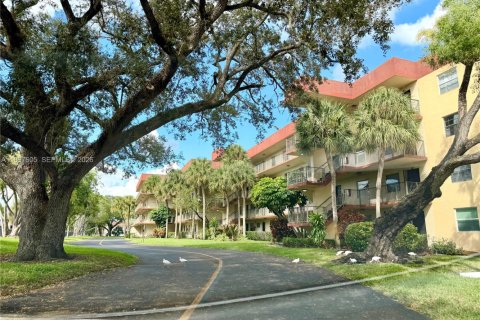 Condo à Lauderdale Lakes, Floride, 2 chambres  № 2023706