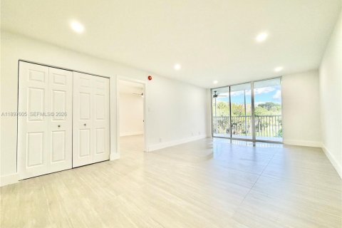 Copropriété à vendre à Lauderdale Lakes, Floride: 2 chambres, 93.09 m2 № 2023706 - photo 18